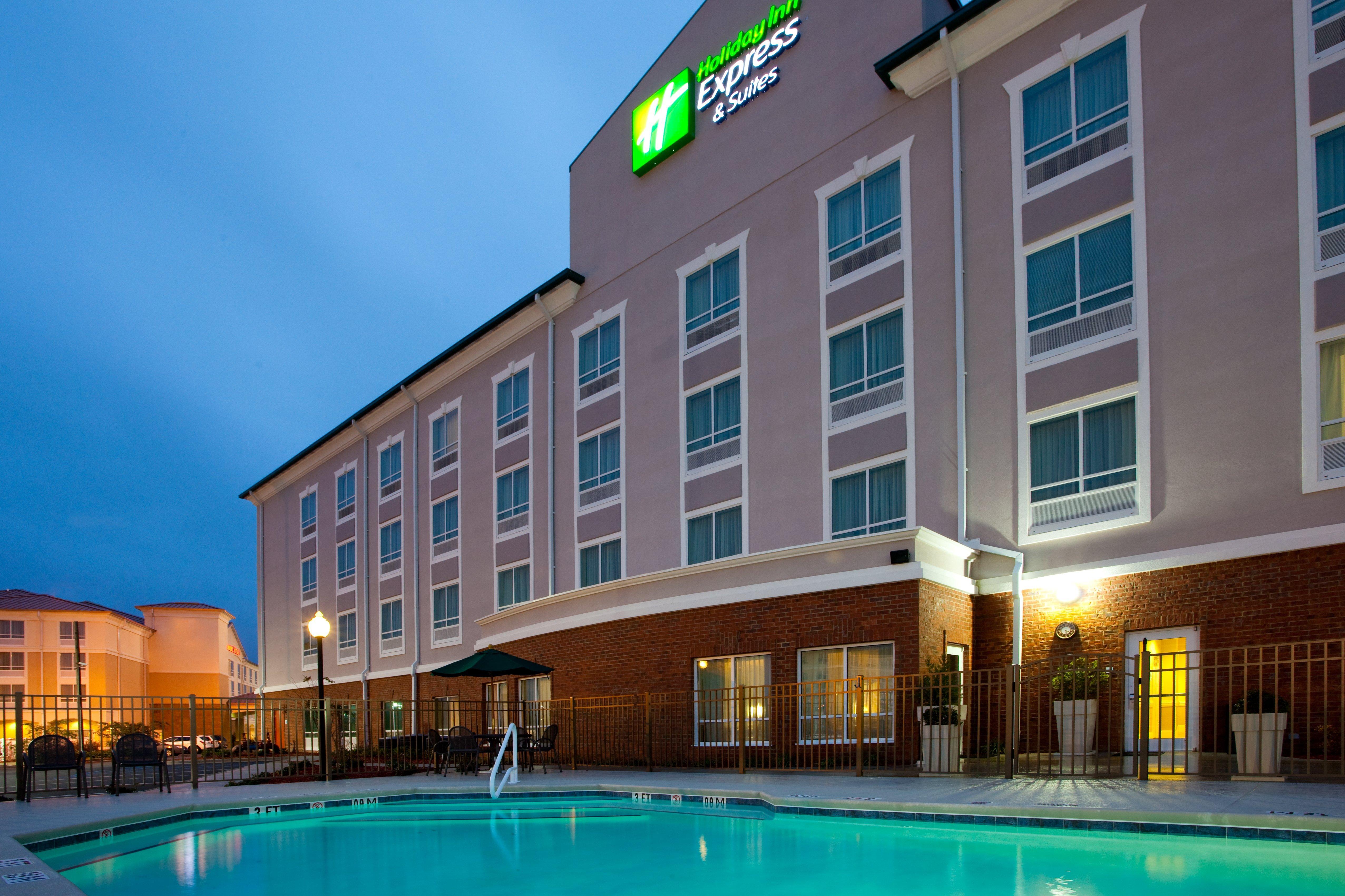 Holiday Inn Express & Suites - Valdosta By Ihg Exteriör bild